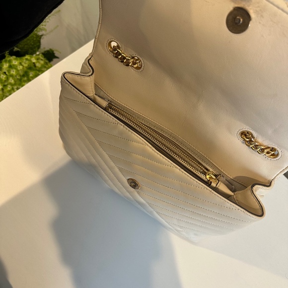 Tory Burch Small Kira Chevron Convertible Shoulder Bag - Picture 6 of 6